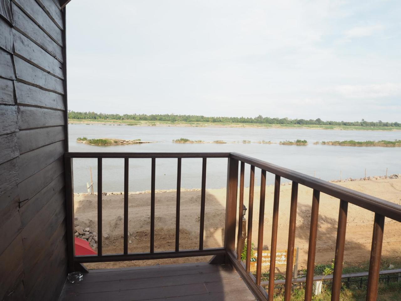 Nawiengkaeriverview Resort Mukdahan Ngoại thất bức ảnh