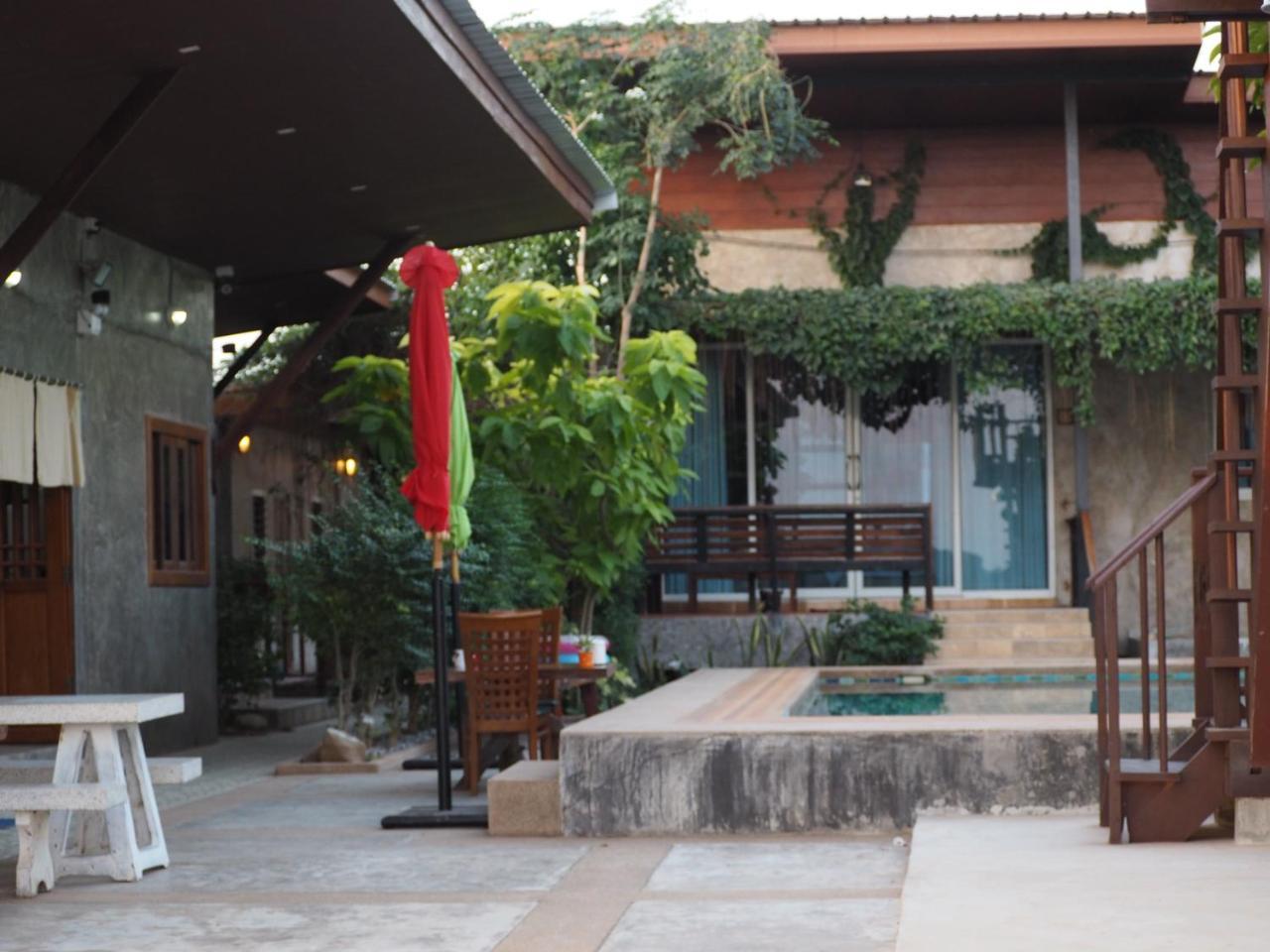 Nawiengkaeriverview Resort Mukdahan Ngoại thất bức ảnh